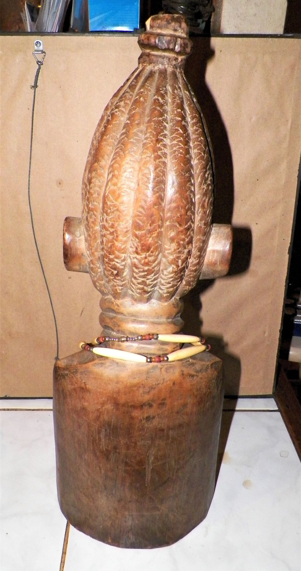 ART CARVING AFRICAN WOMAN STATUE 5AA.JPG