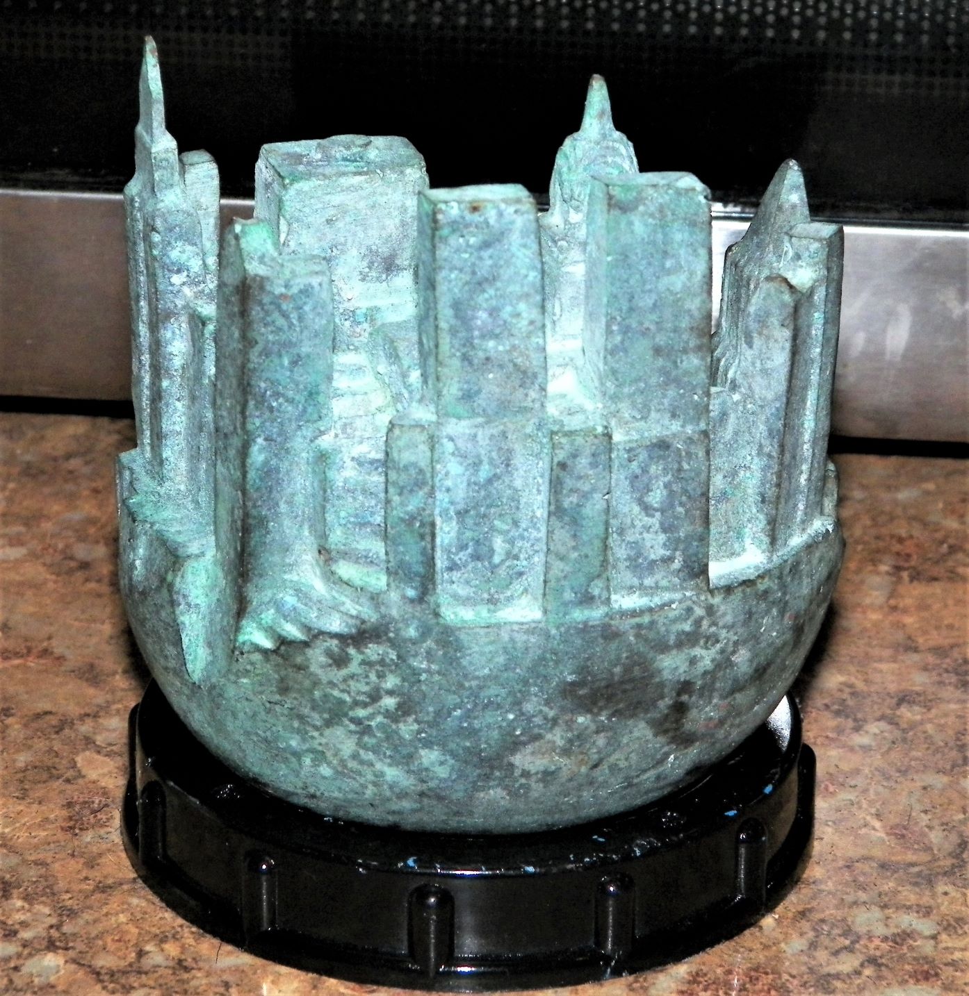 ART SCULPTURE BRONZE NEW YORK CITY SKYLINE BY YANTORNO 4AAZZ.JPG