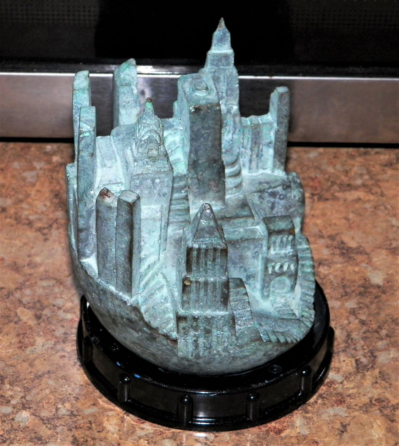 ART SCULPTURE BRONZE NEW YORK CITY SKYLINE BY YANTORNO 5AaAZZ.JPG