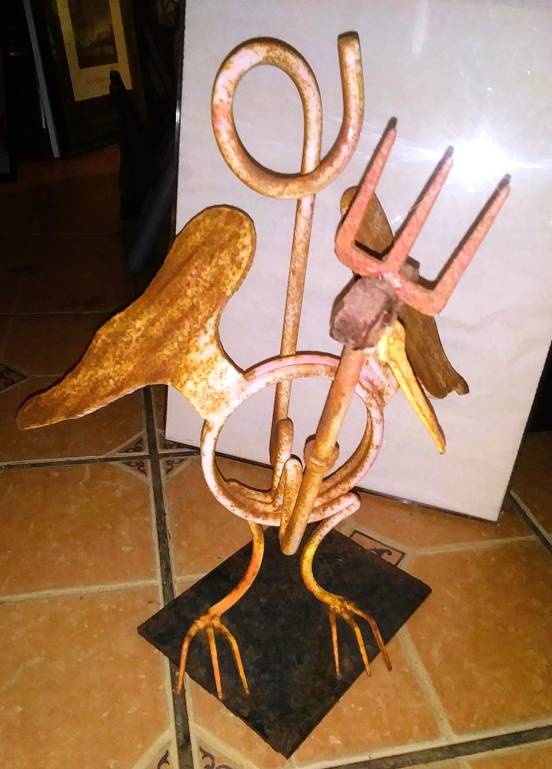 ART SCULPTURE CHICKEN MADE OF METAL BOLTS 2AA.jpg