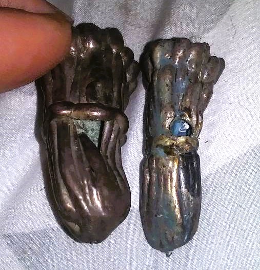 ART SCULPTURE SILVER FIGURES WITH WHEAT 5AA.jpg
