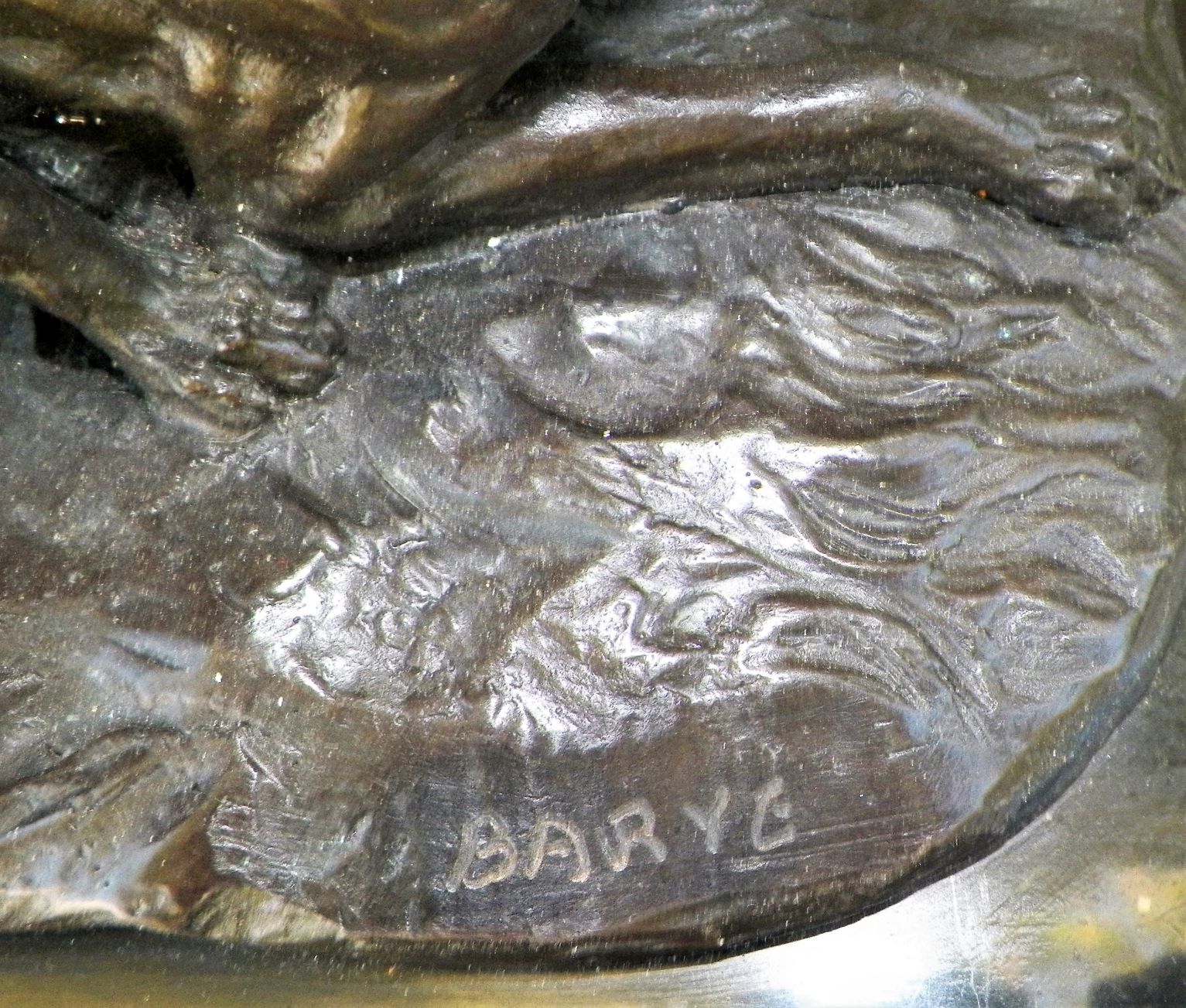 ART SCULPUTRE DOGS BARYE 3AAZZ.JPG