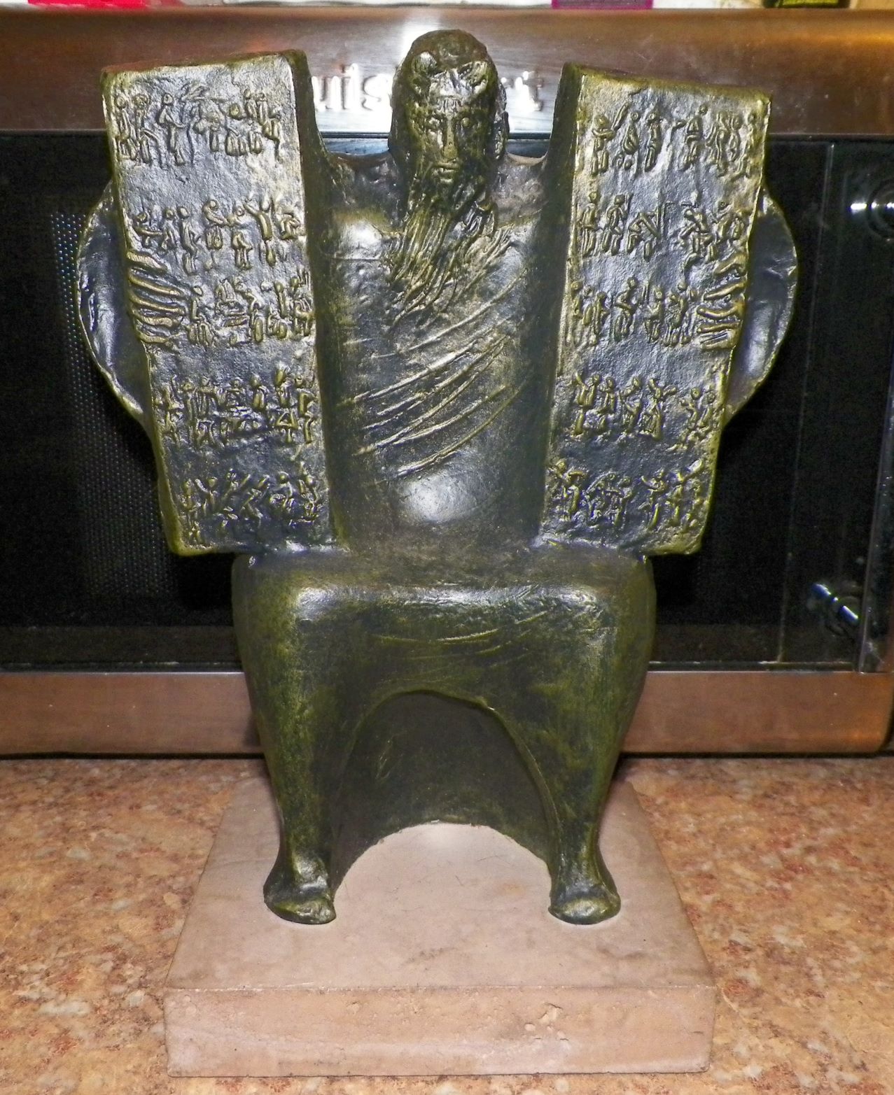 ART STATUE 10 COMMANDMENTS 1AA R.JPG