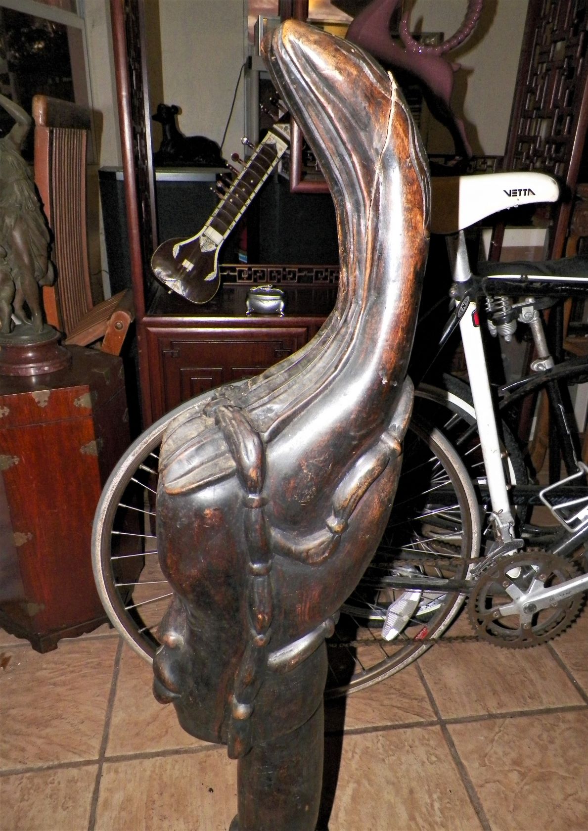 ART STATUE AFRICAN HEAD 1AA_AE.JPG
