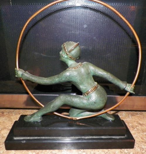 ART STATUE ART DECO BRONZE LADY WITH RING 4AA.JPG