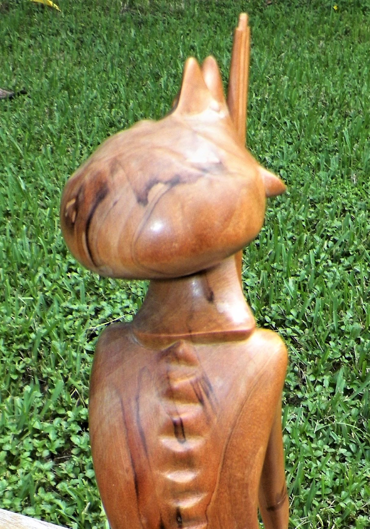 ART STATUE BUDDHA CARVED STATUE SURREAL 3AAA.JPG
