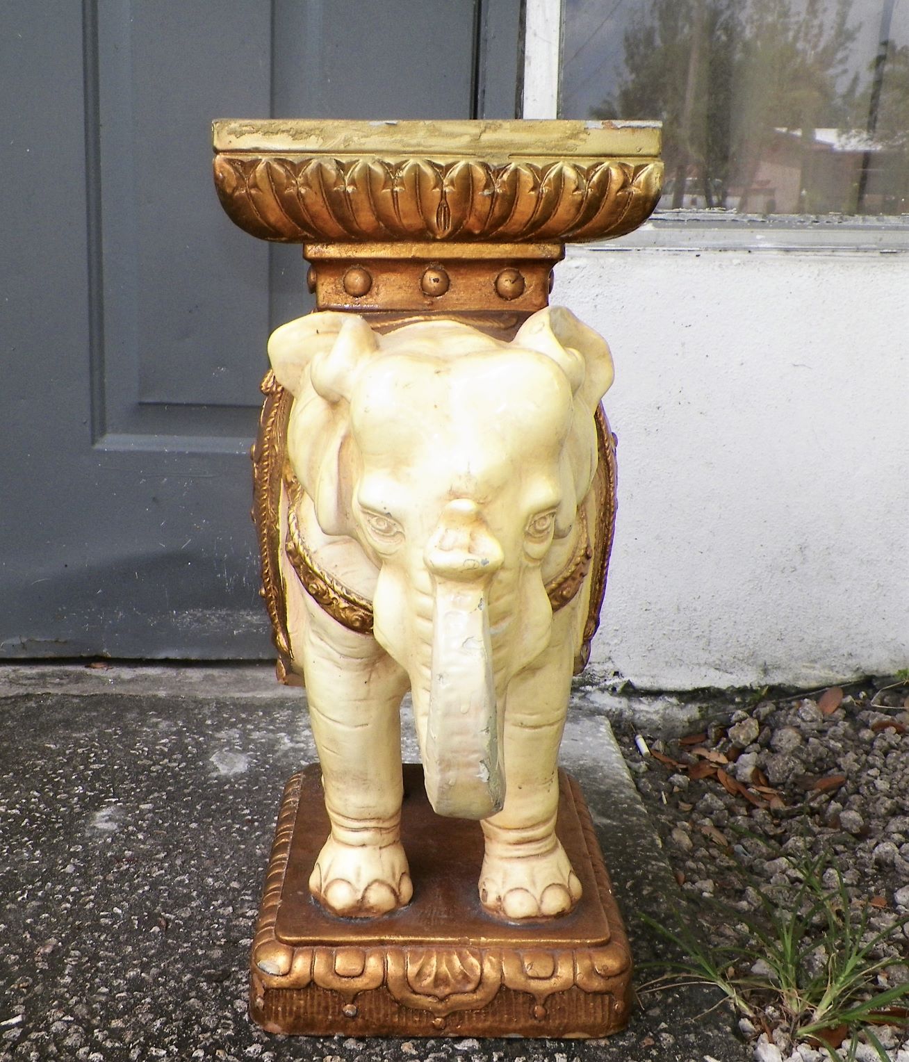 ART STATUE ELEPHANT GARDEN STOOL PLANT STAND 4AA.JPG