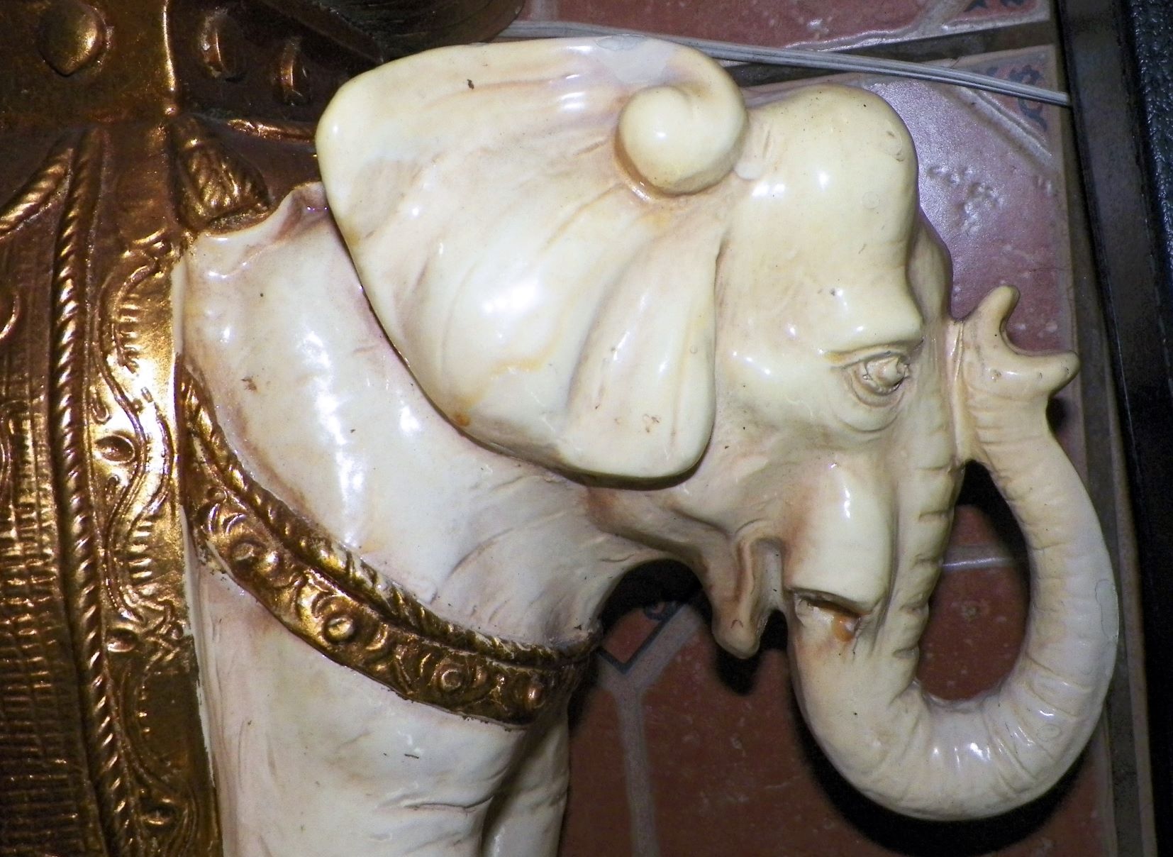 ART STATUE ELEPHANT GARDEN STOOL PLANT STAND 5AAA.JPG