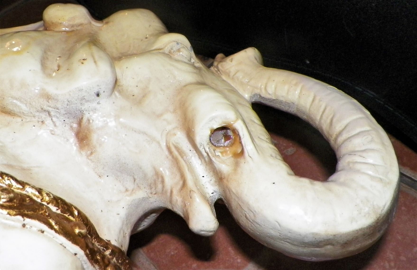 ART STATUE ELEPHANT GARDEN STOOL PLANT STAND 7AA.JPG