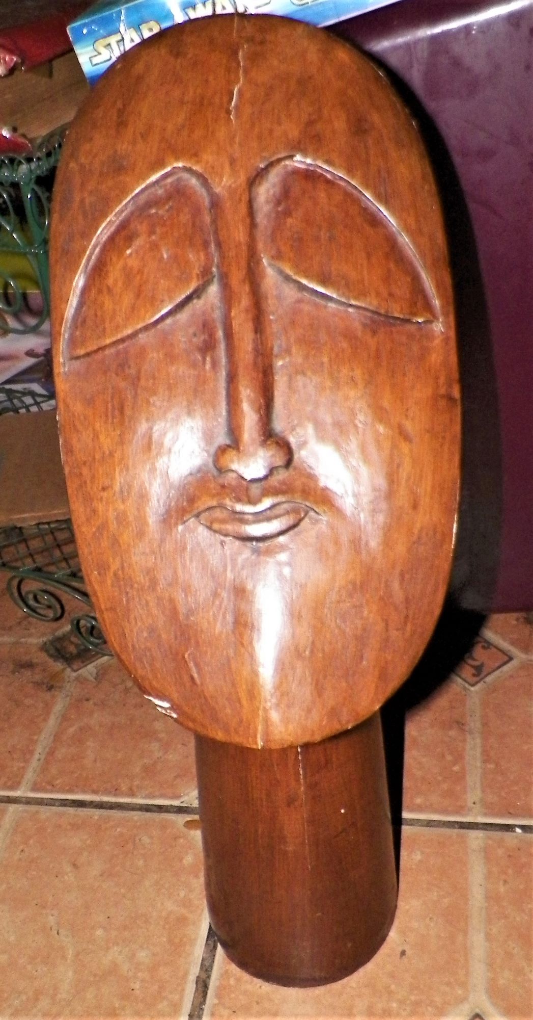 ART STATUE FACE FLAT 1AA.JPG