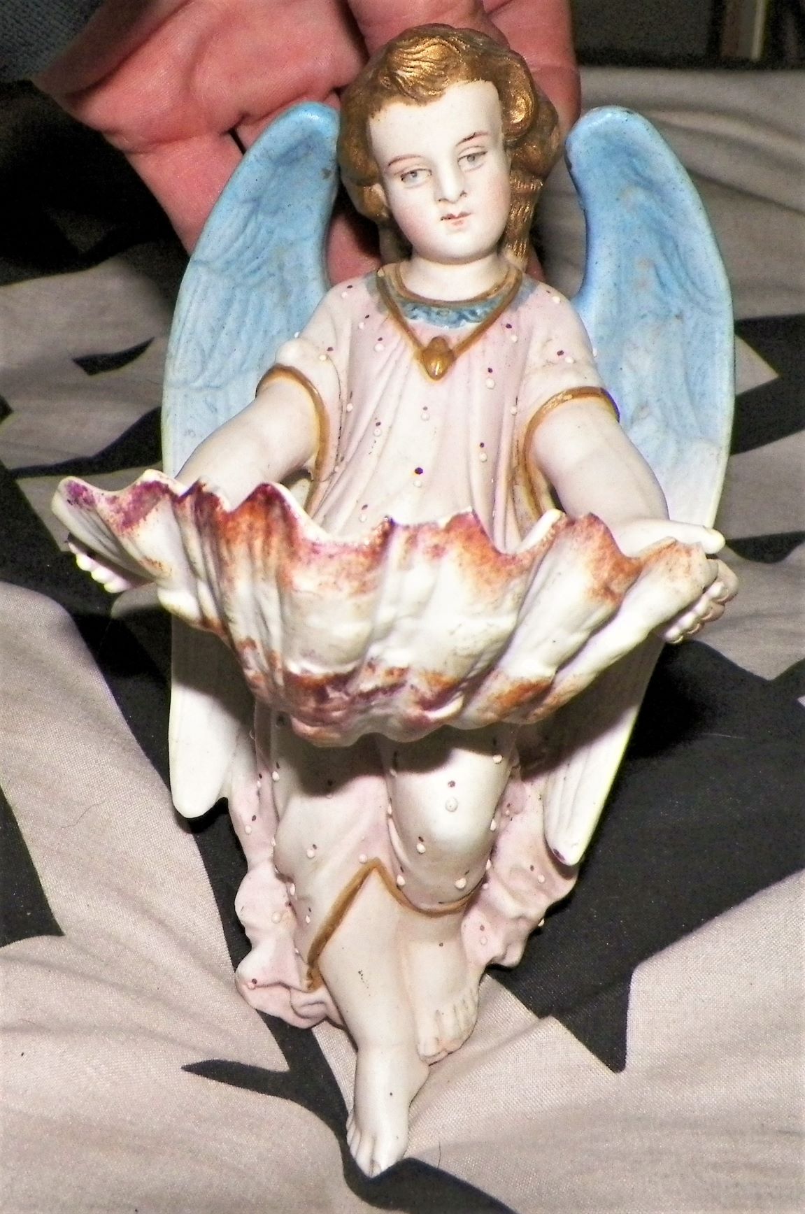 ART STATUE HOLY WATER SHELL & ANGEL 2AA.JPG