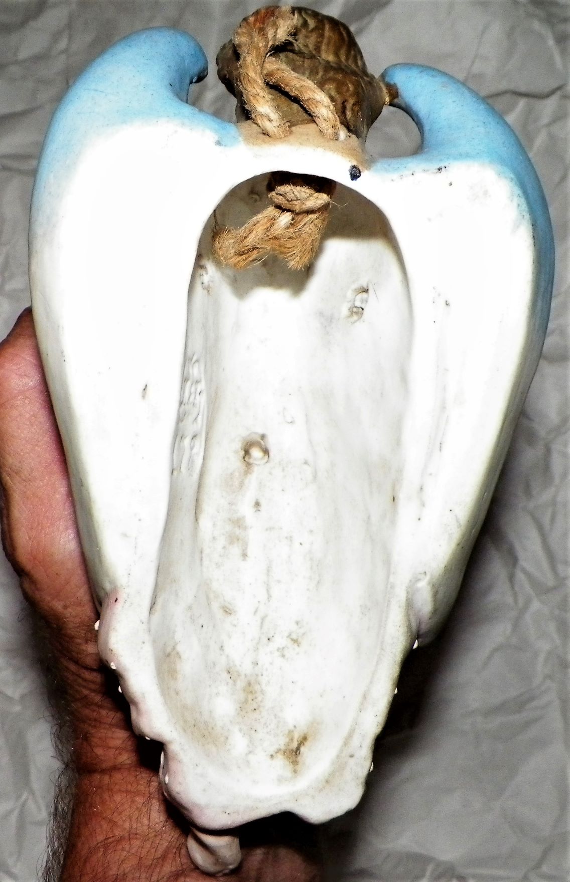 ART STATUE HOLY WATER SHELL & ANGEL 7AA.JPG