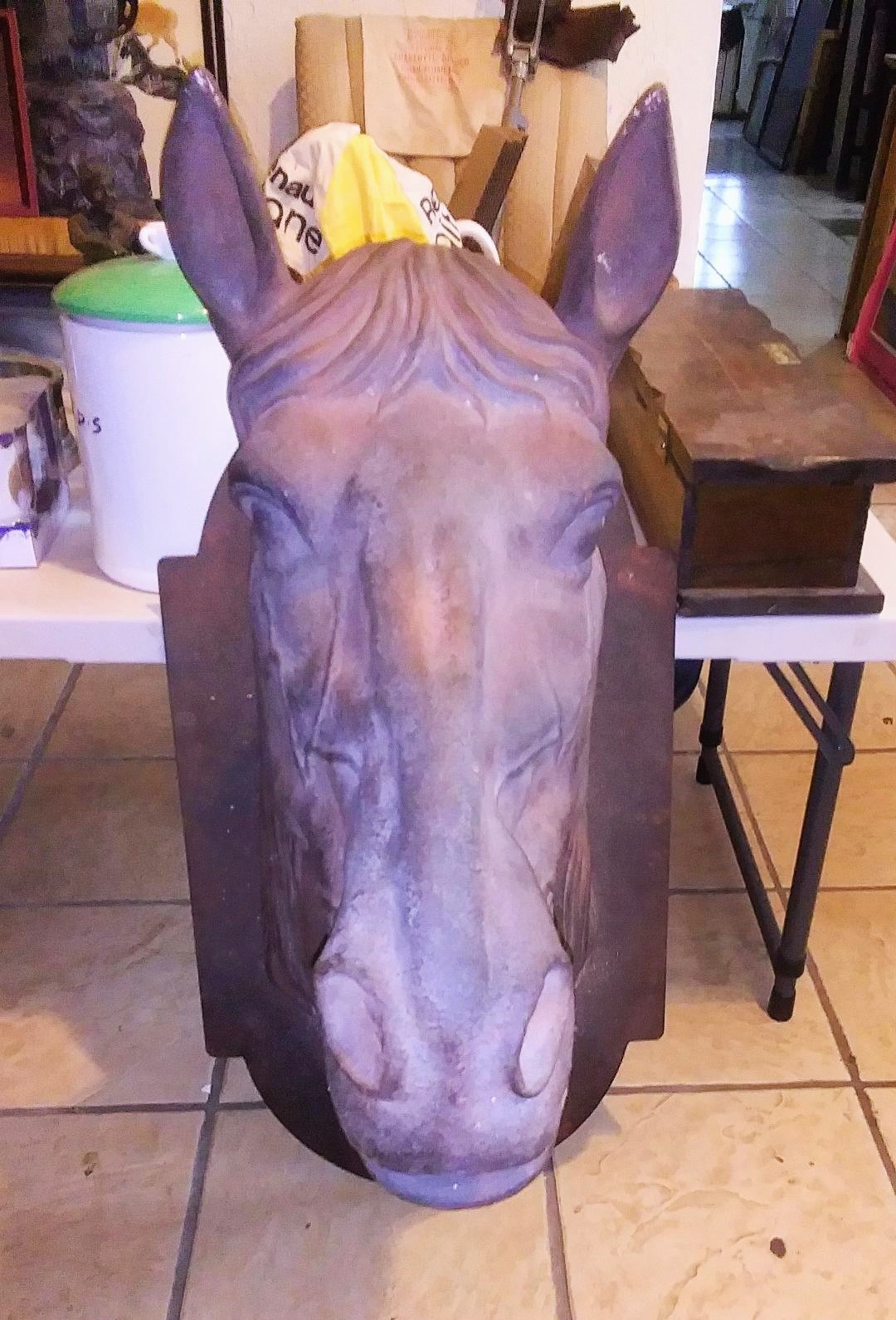 ART STATUE HORSE HEAD 2AA.jpg