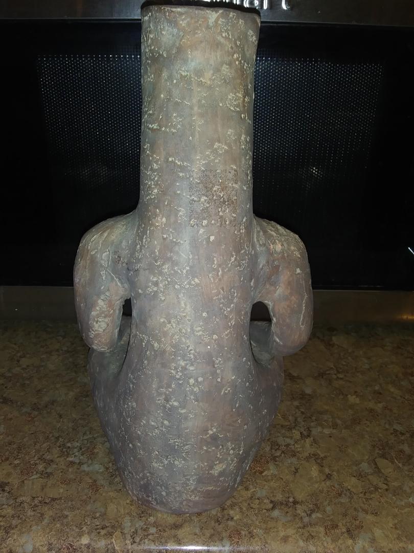 ART STATUE PRIMITIVE S AMERICAN SITTING 4AA.jpg