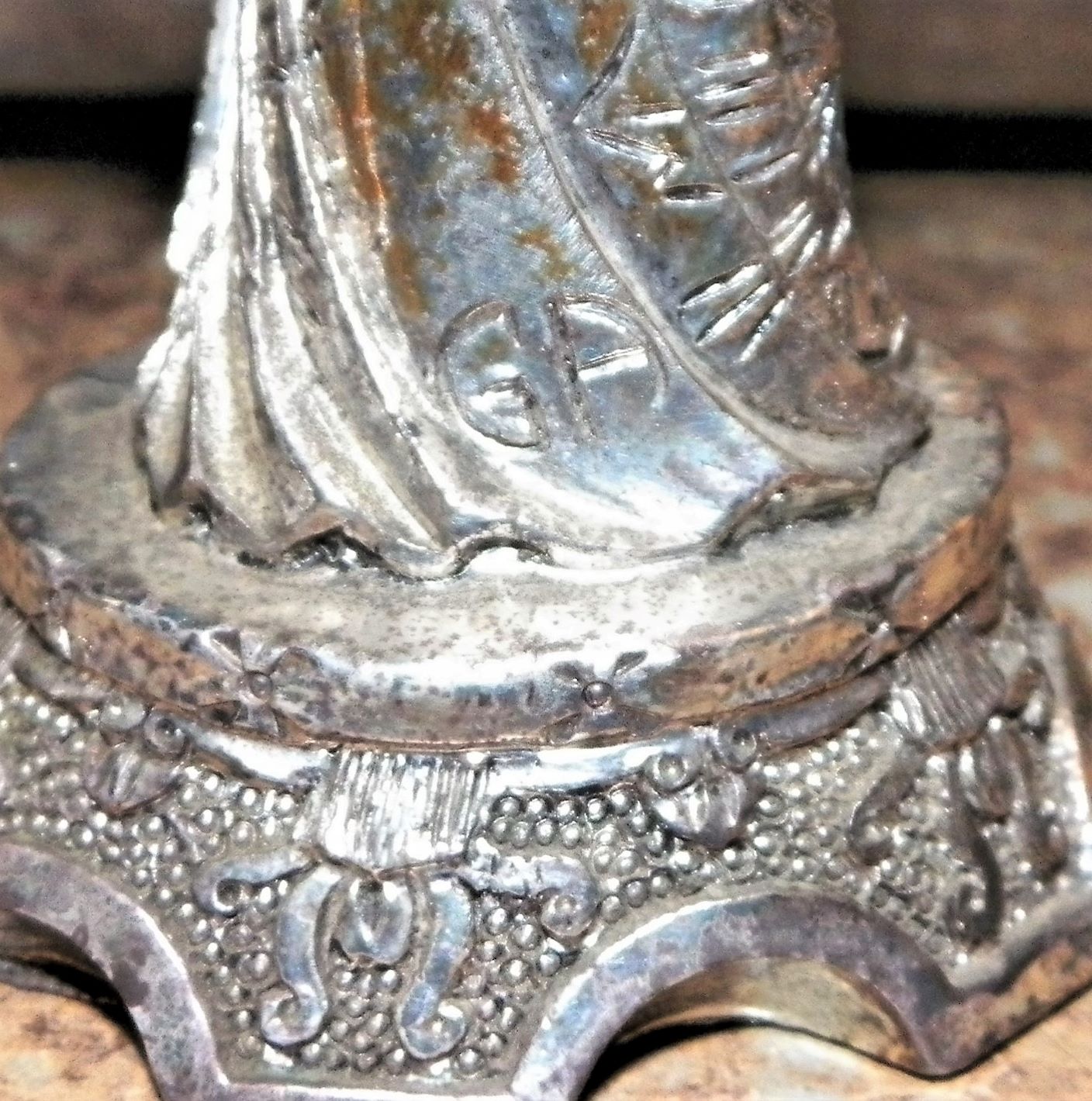 ART STATUE SILVER & GOLD ORIENTAL FIGURES 4AAA.JPG