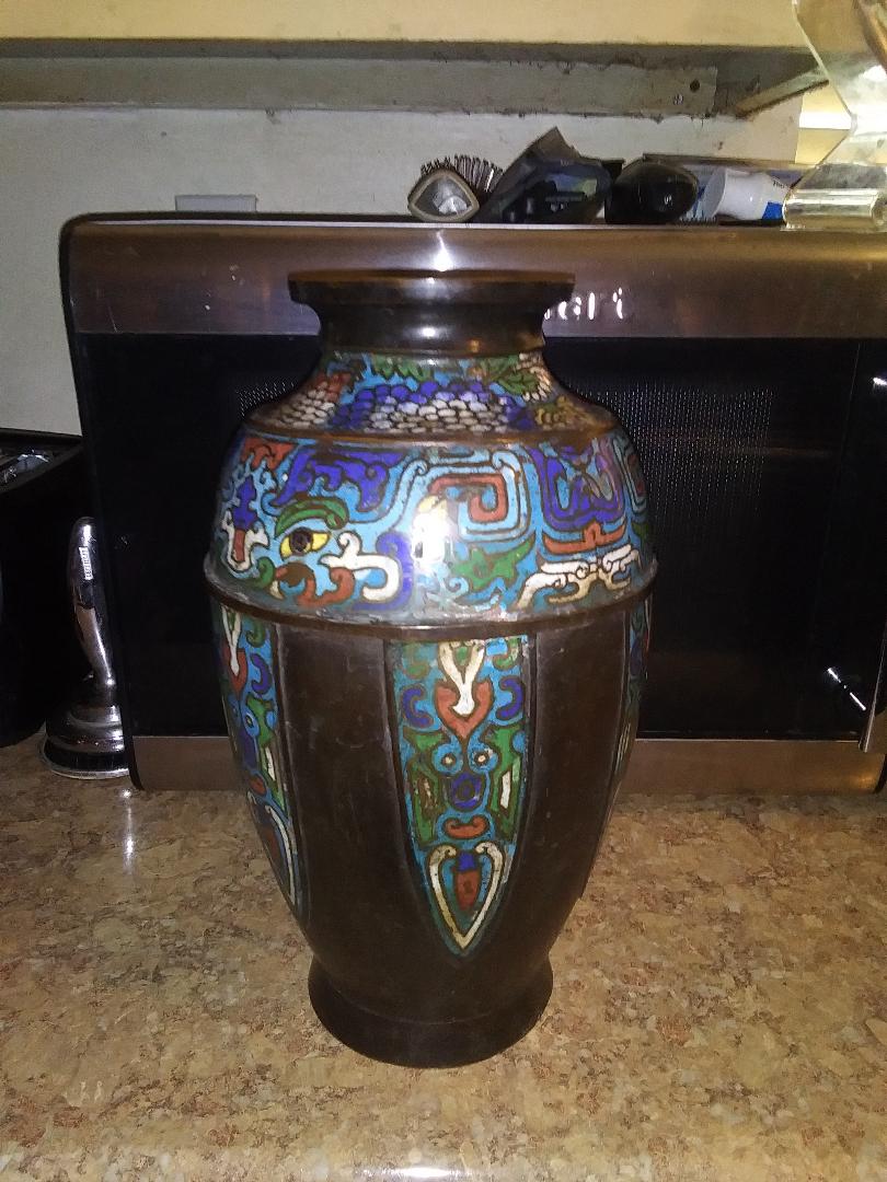 ART VASE BRONZE CHINESE 1AA.jpg