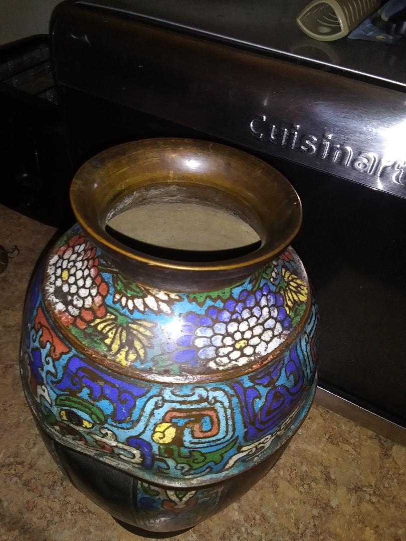 ART VASE BRONZE CHINESE 5AA.jpg