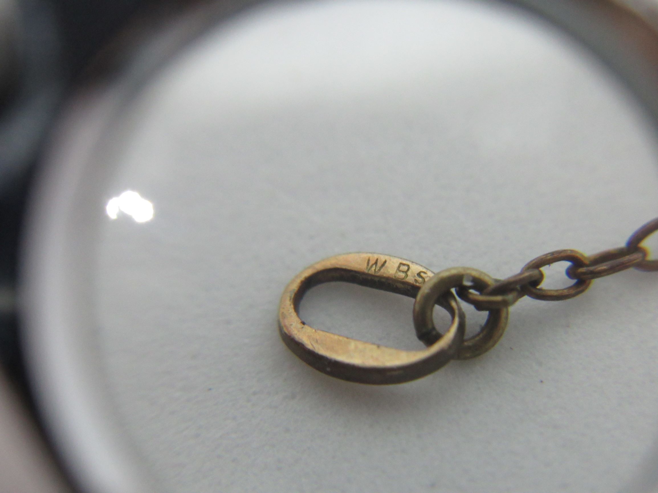 Makers mark on red glass Art Deco? necklace Antiques Board