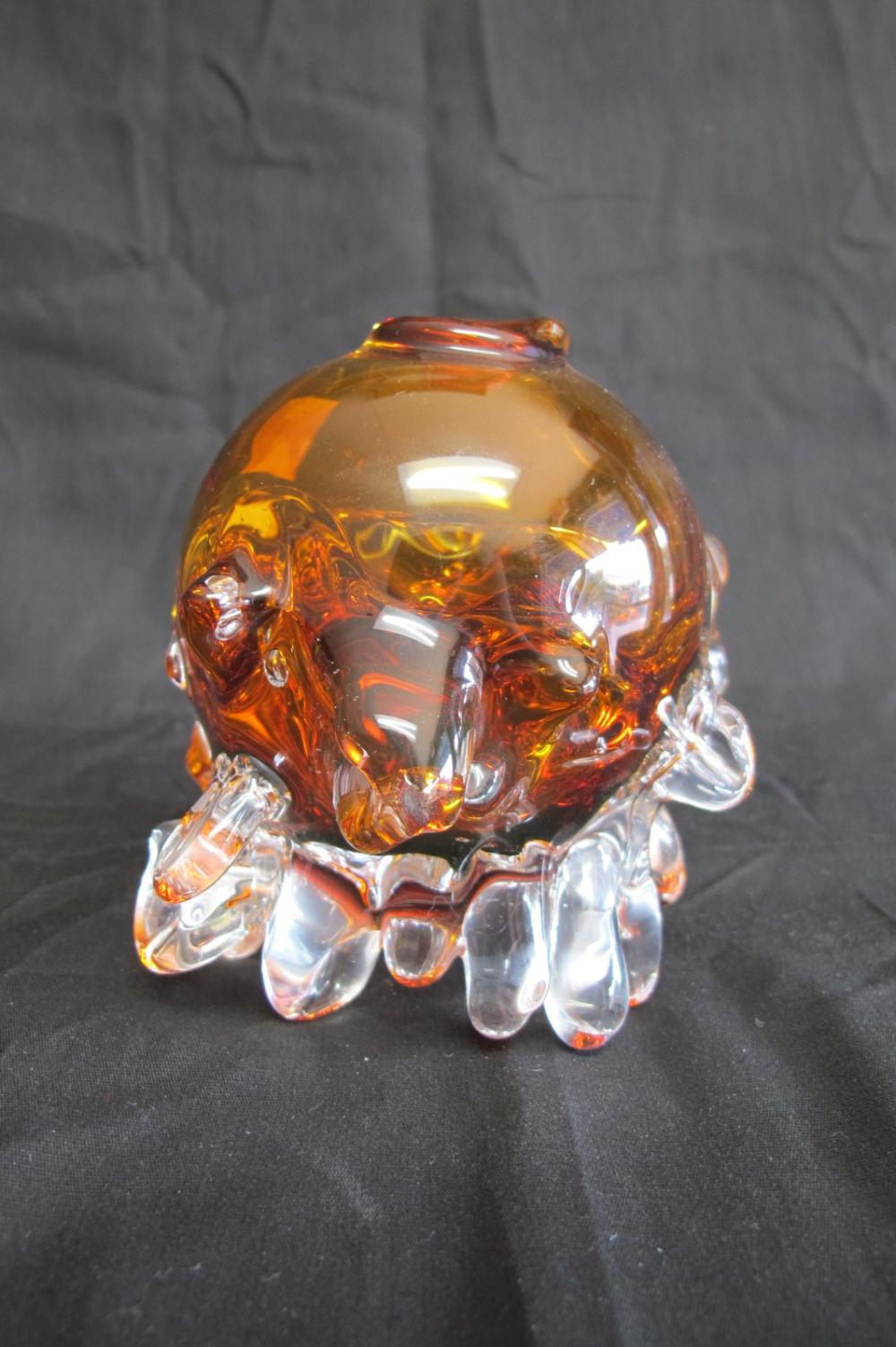 artglassvase1 (1).jpg