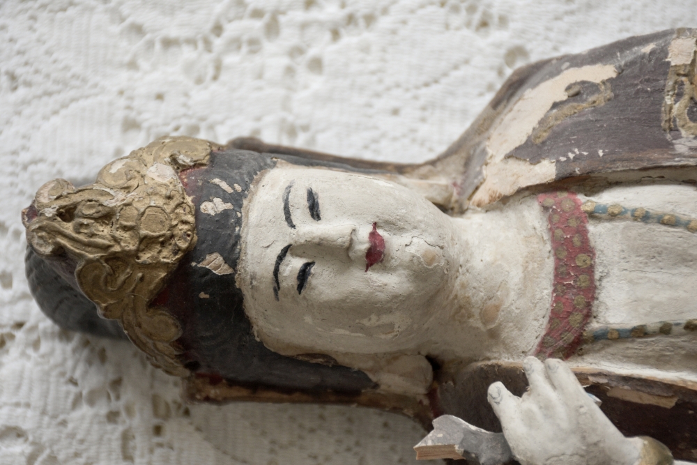 asian statue-2_2000px_1000px.jpg