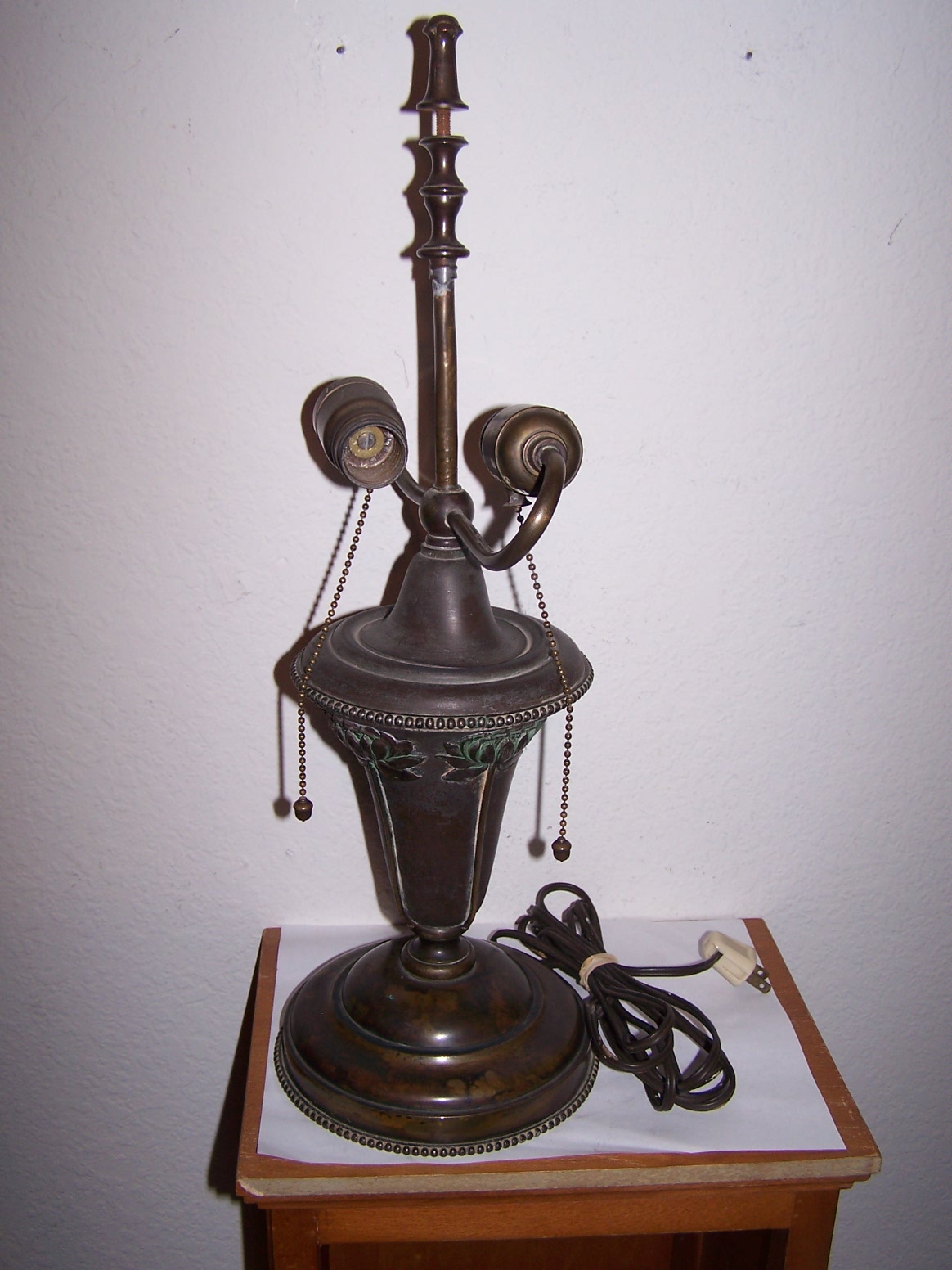 Antique electric lamp for ID, cleaning, and age? Antiques Board