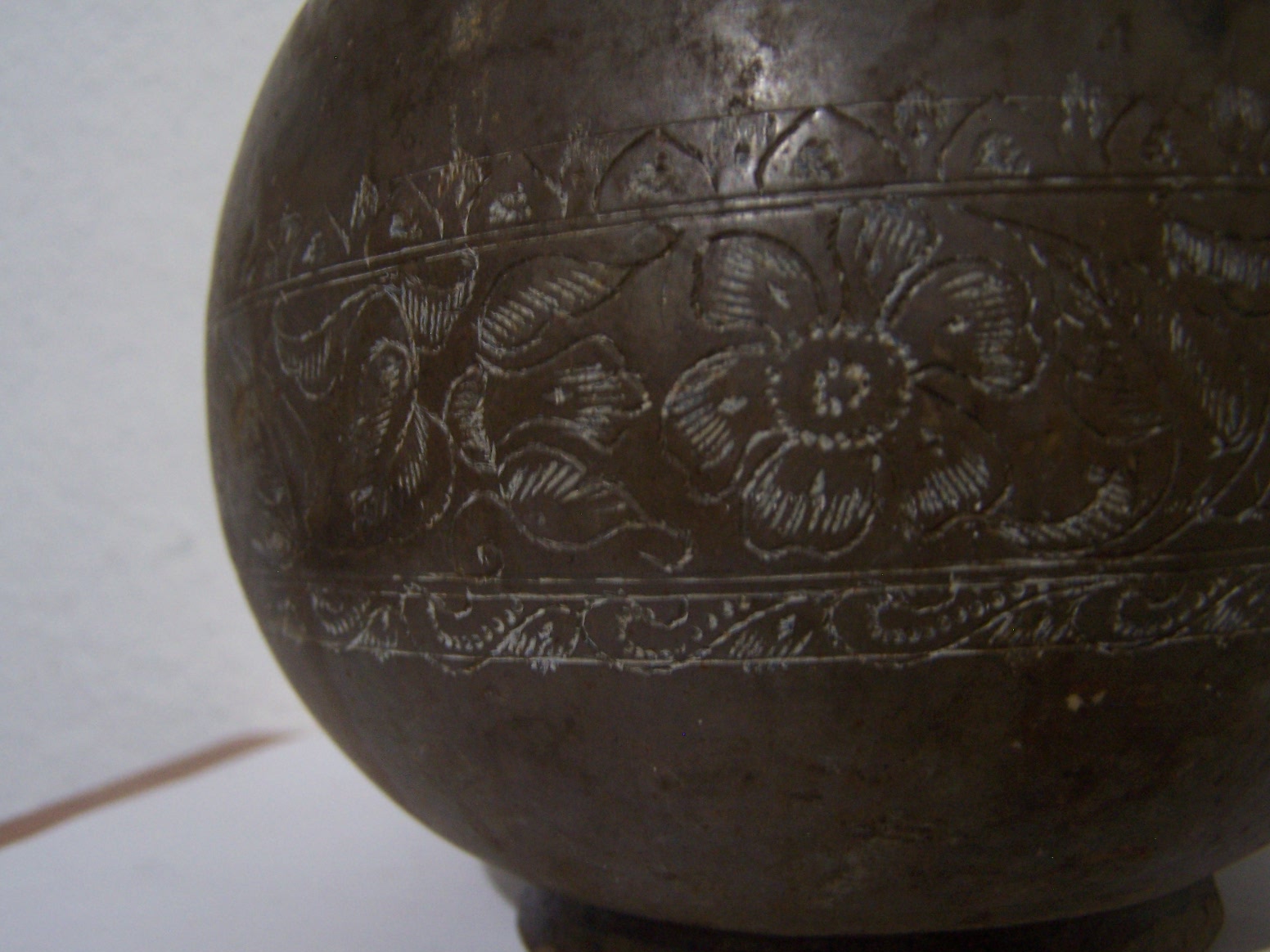 Help with age and origin of this Bronze? vase? Antiques Board