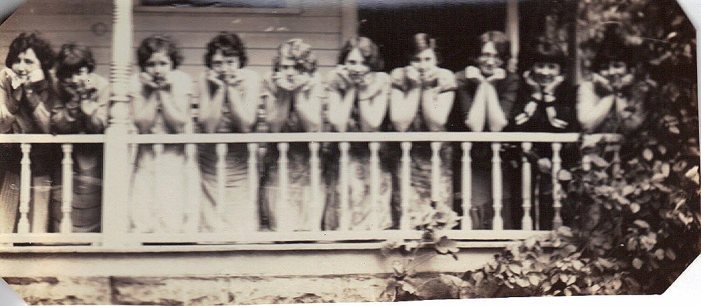 Autograph book girls 1 (1024x448).jpg