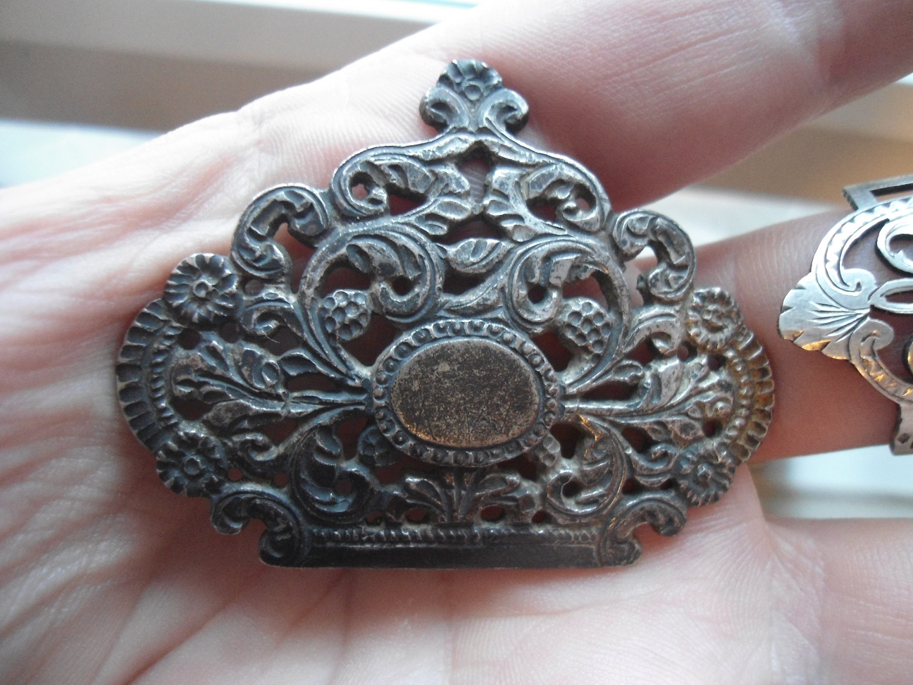 Aviary Photo_132504615791113410jnkjbj.jpg