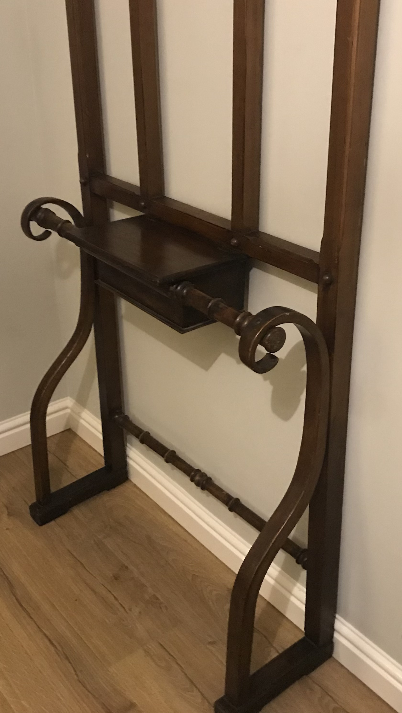 Hall coat stand Antiques Board