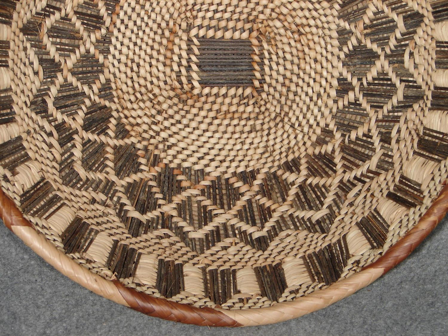 Basket-Wicker&Grass-oh-det.jpg