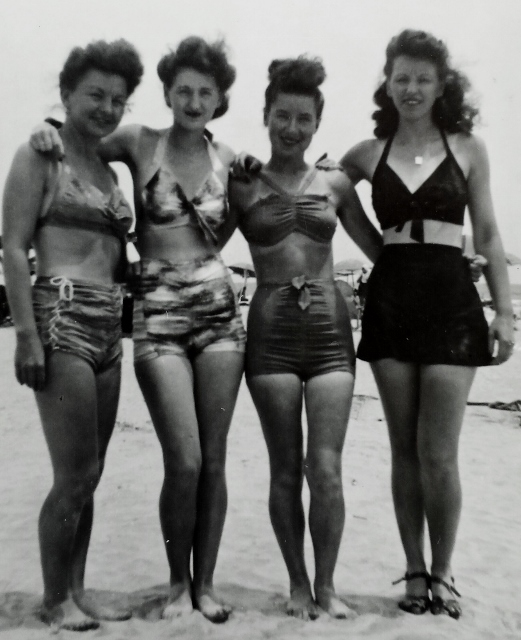 Beach Beauties (521x640).jpg