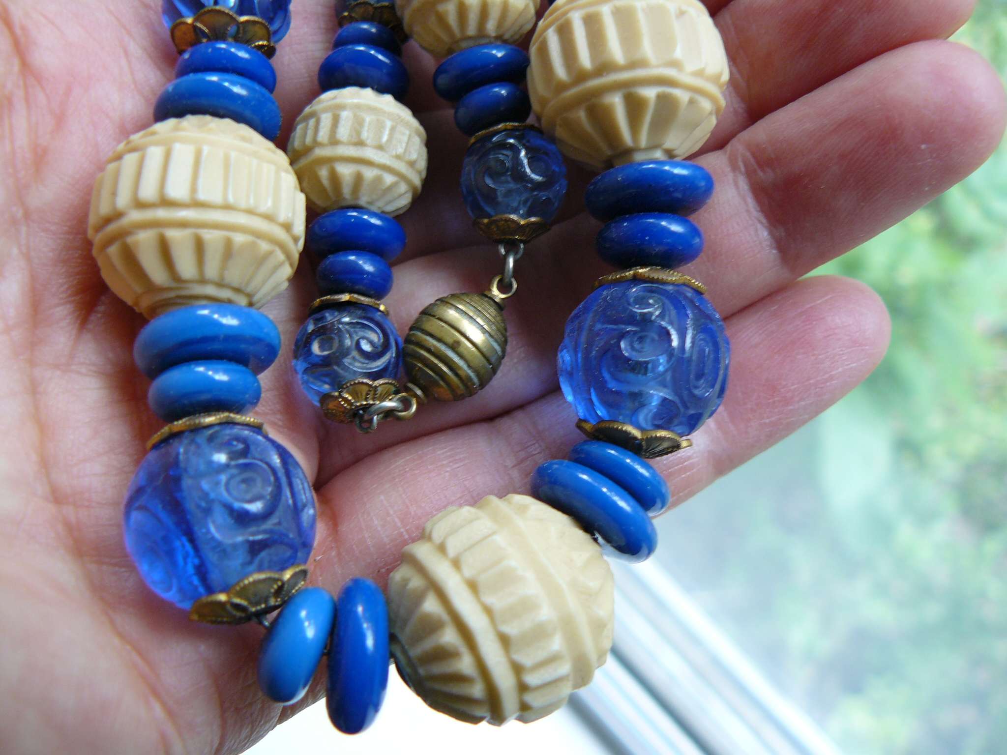 bead1.jpg