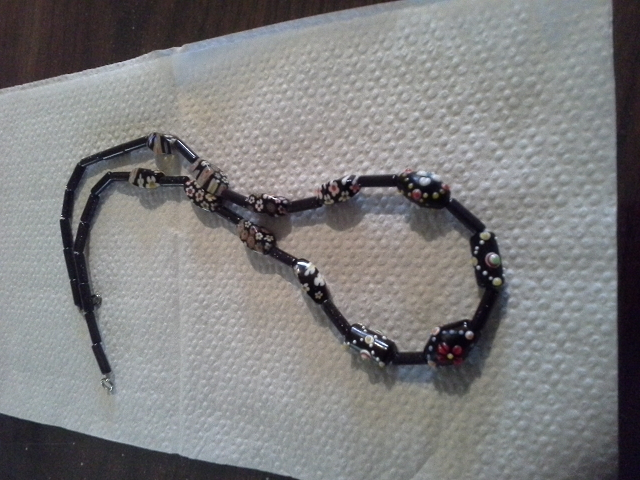 beaded necklace2.png