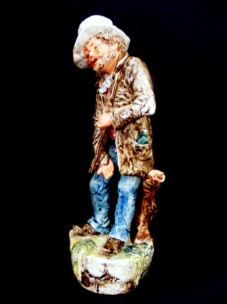 BEGGAR FIGURE 002-001.JPG