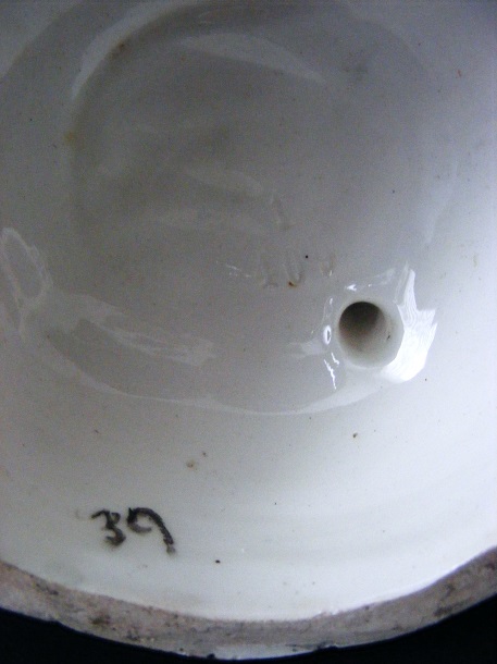 BEGGAR FIGURE 006-001.JPG