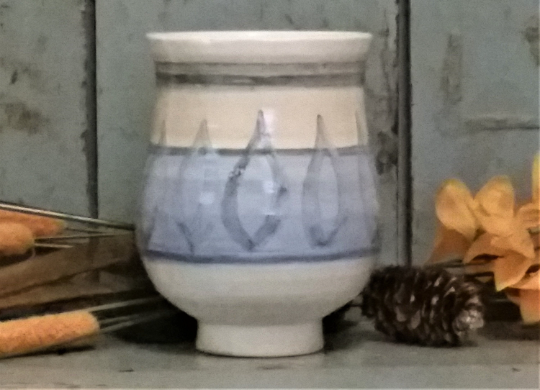 bh blue pottery front.png