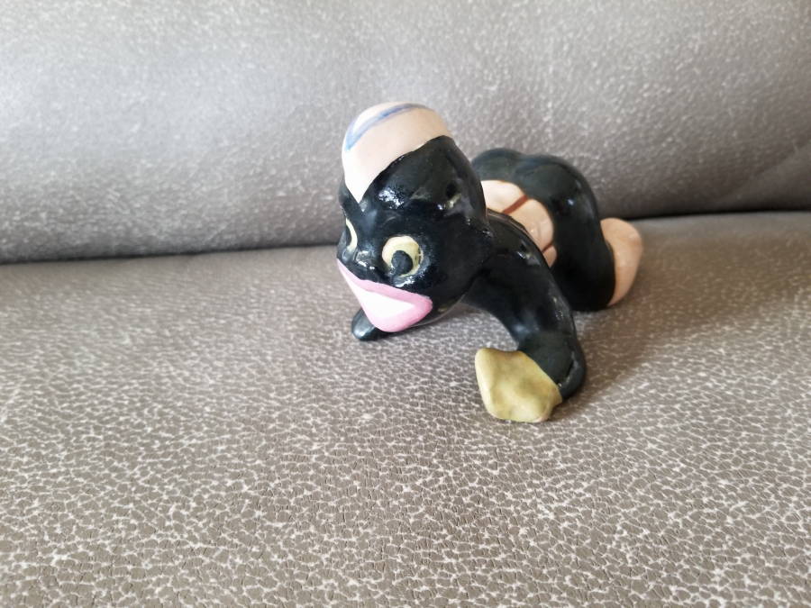 black1.JPG