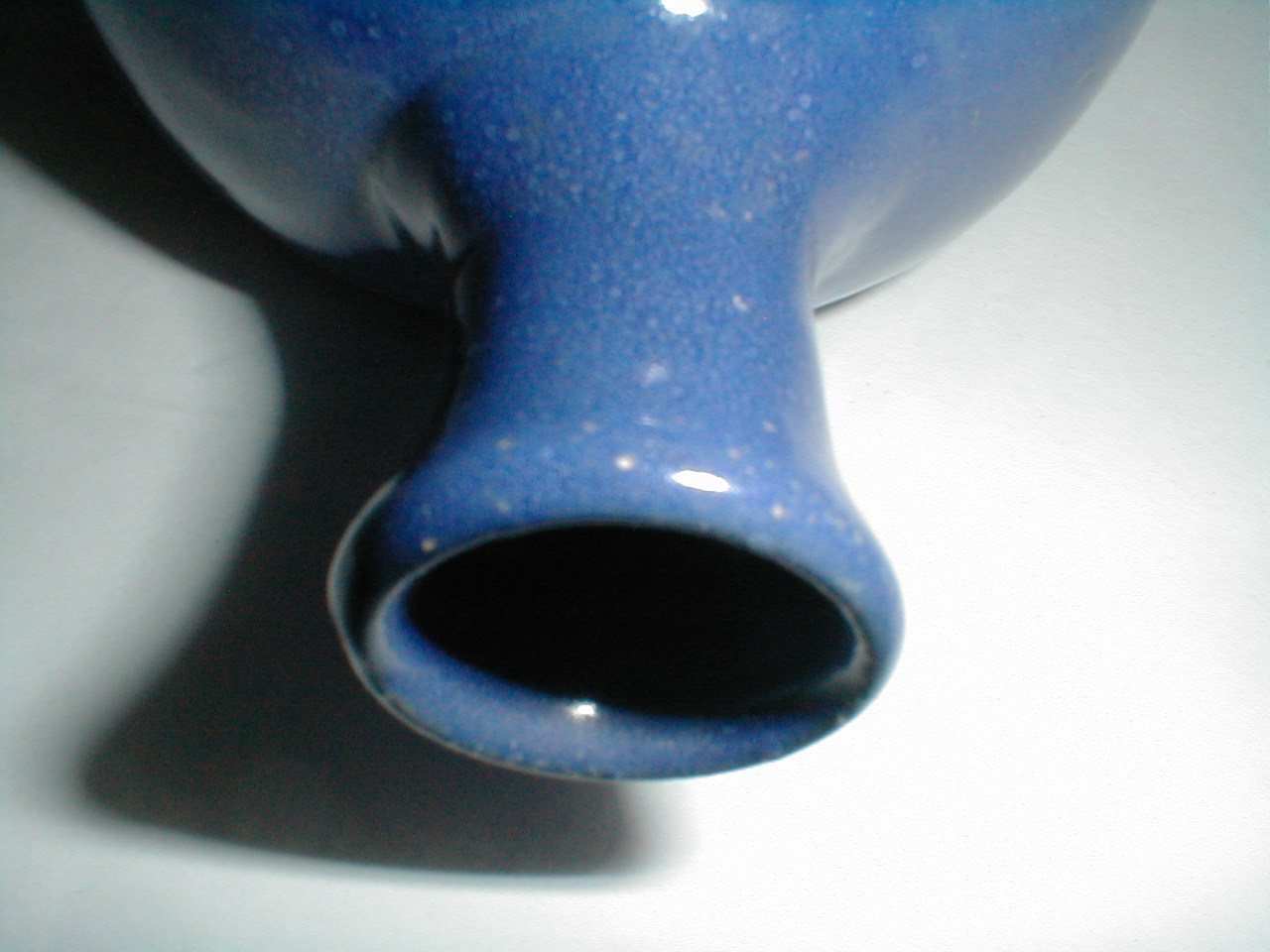 blue pottery french soup bowl unmarked unglazed bottom P1010072.JPG