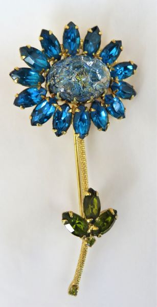blue sunflower pin 2.JPG