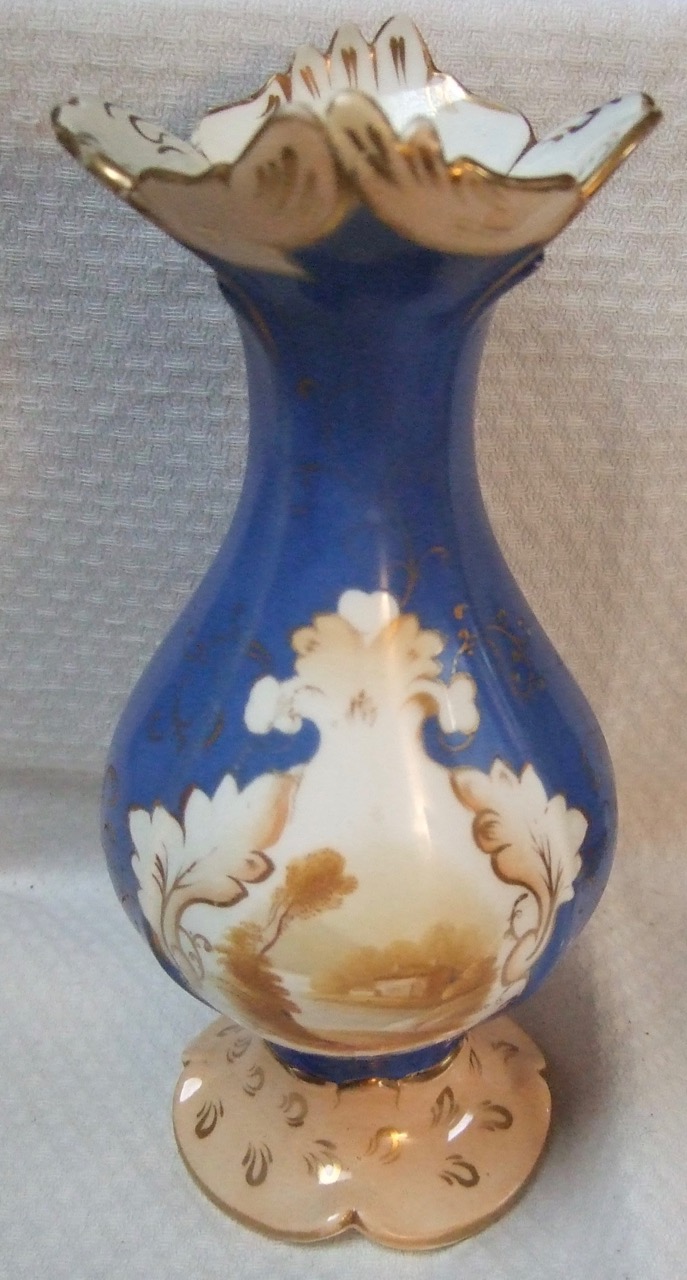 Blue vase - 1.jpg