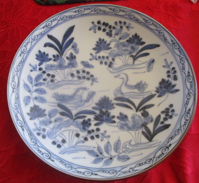 bluewhiteplate2.jpg