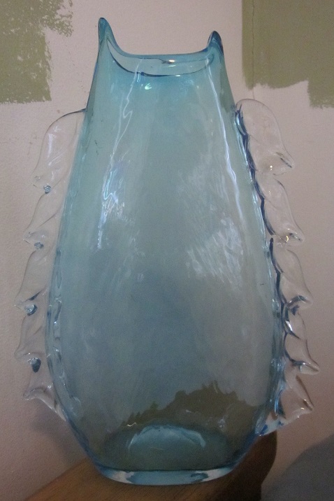 bluvase.JPG
