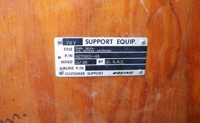 BOEING CASE WOOD 2AA.JPG