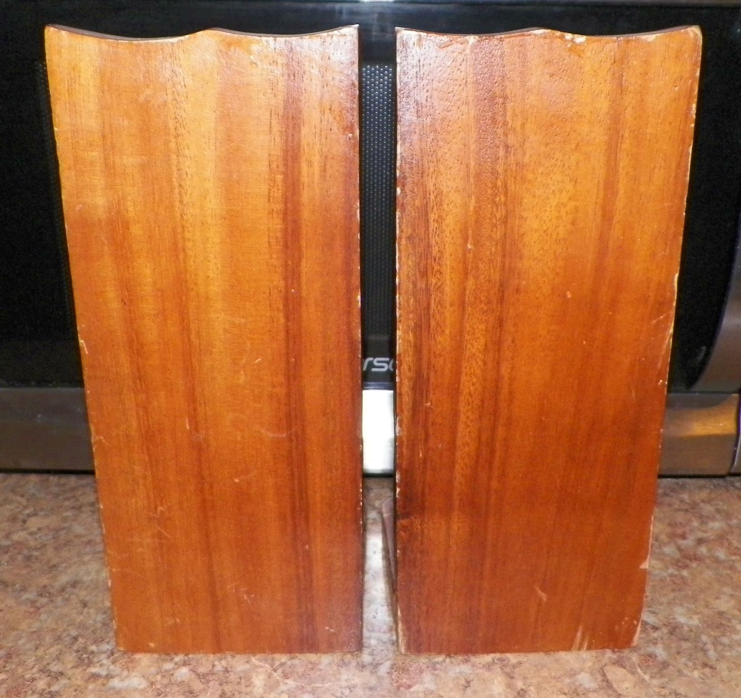 BOOK ENDS HAWAII 4A.JPG