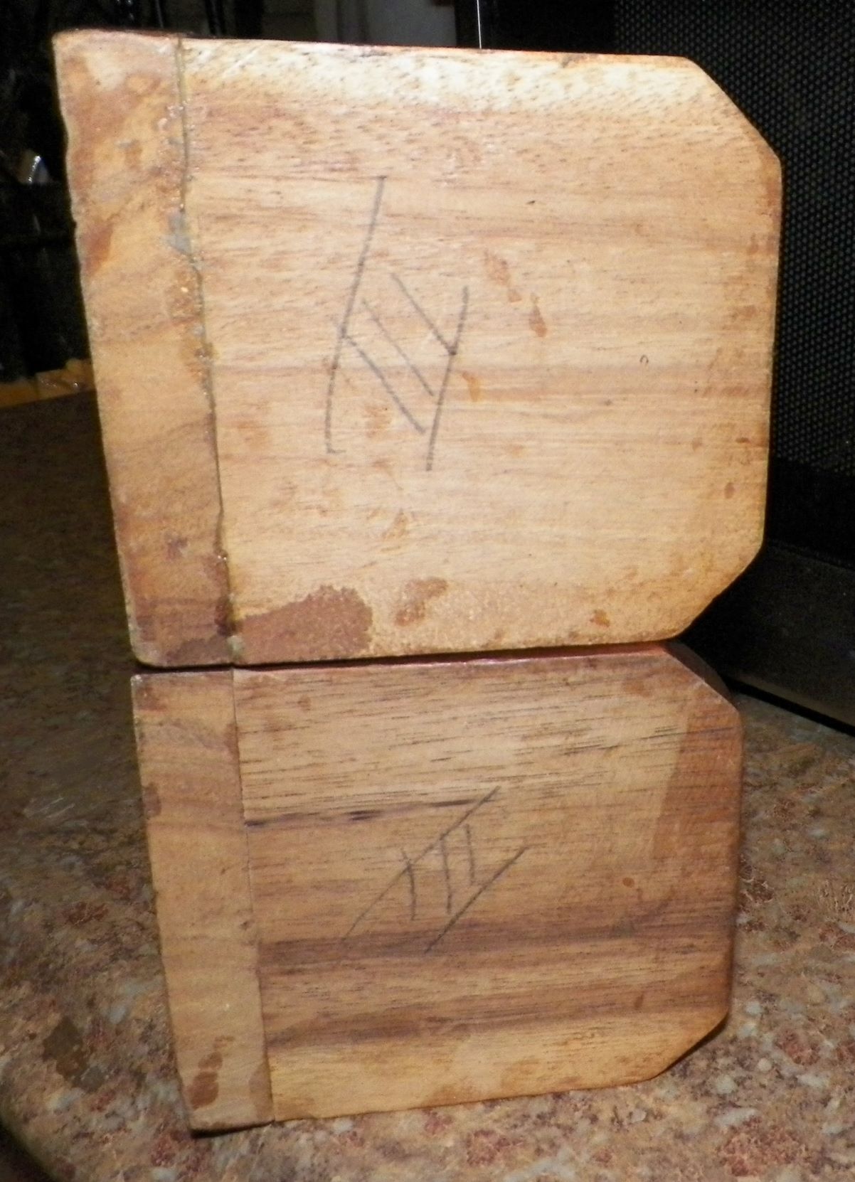 BOOK ENDS HAWAII 8A.JPG