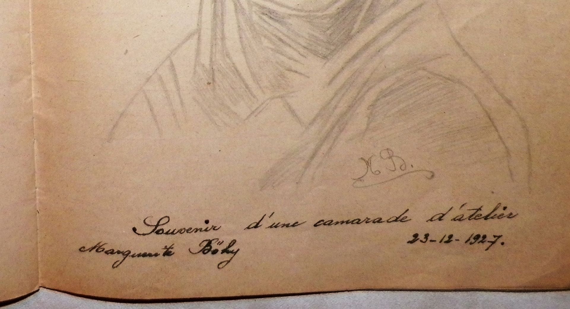 BOOK HANDMADE 8AA.JPG