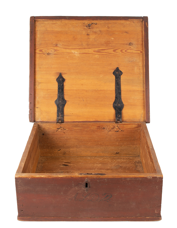 Box,-Bible,-Desk,-Tabletop,-Red-Paint_view-4_280-15.jpg
