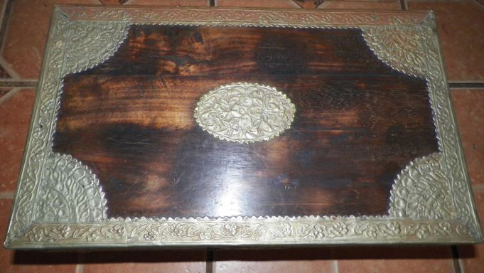 BOX WOOD & METAL TRIM 2AA.JPG