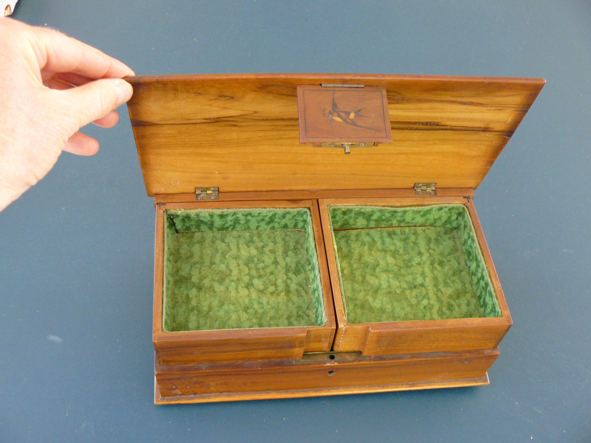 box2.jpg