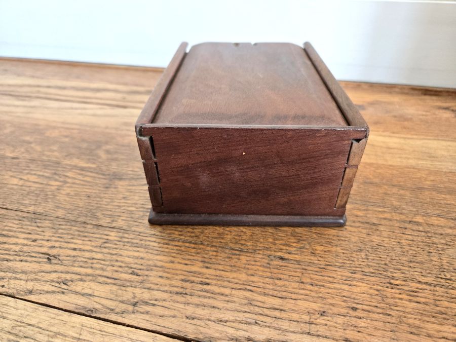 box3.jpg